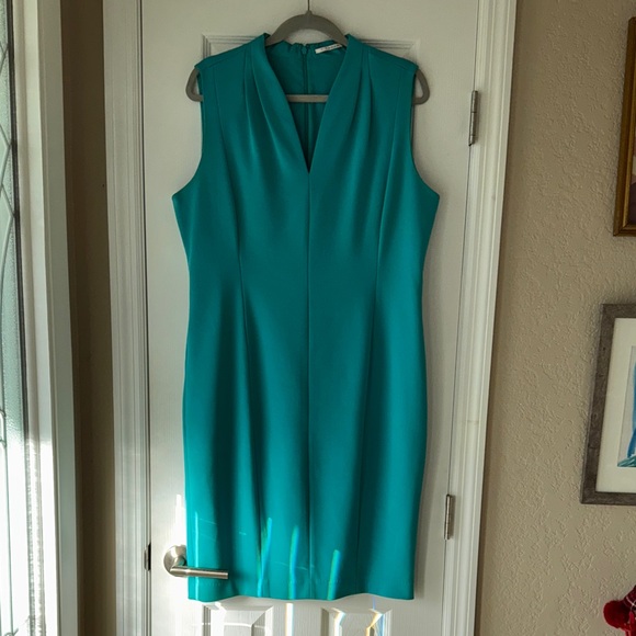 Tahari Teal Sleeveless V-neck Dress Size 16 - Picture 2 of 9